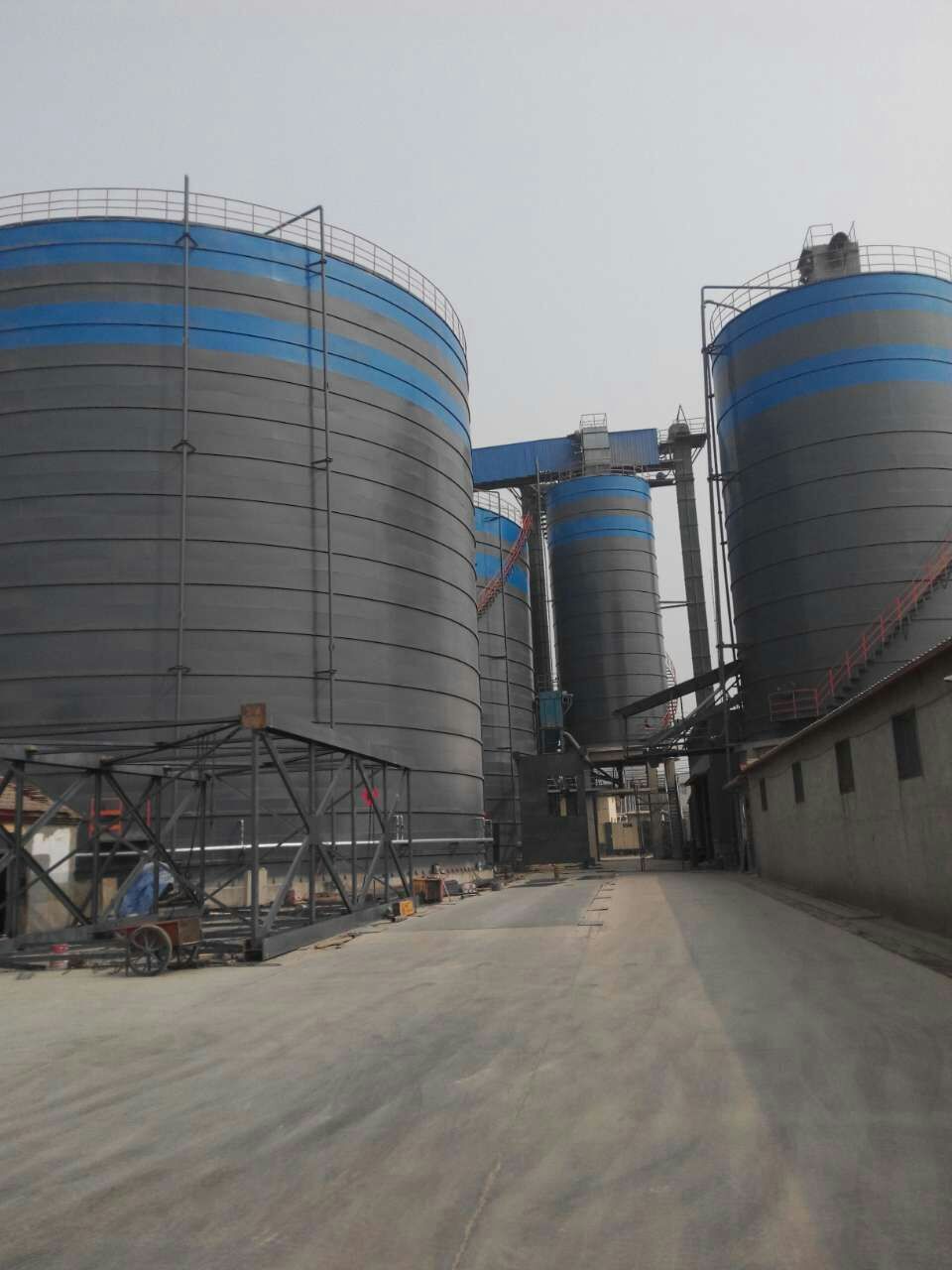 称多粉煤灰储存库基础怎么建造